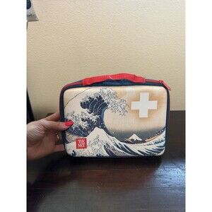 NEW Target Band-Aid First Aid Kit Case The Met The Great Wave Kanagawa NEW